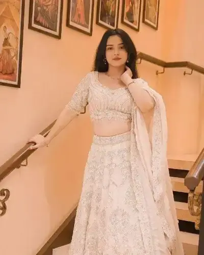 Escort Kurud